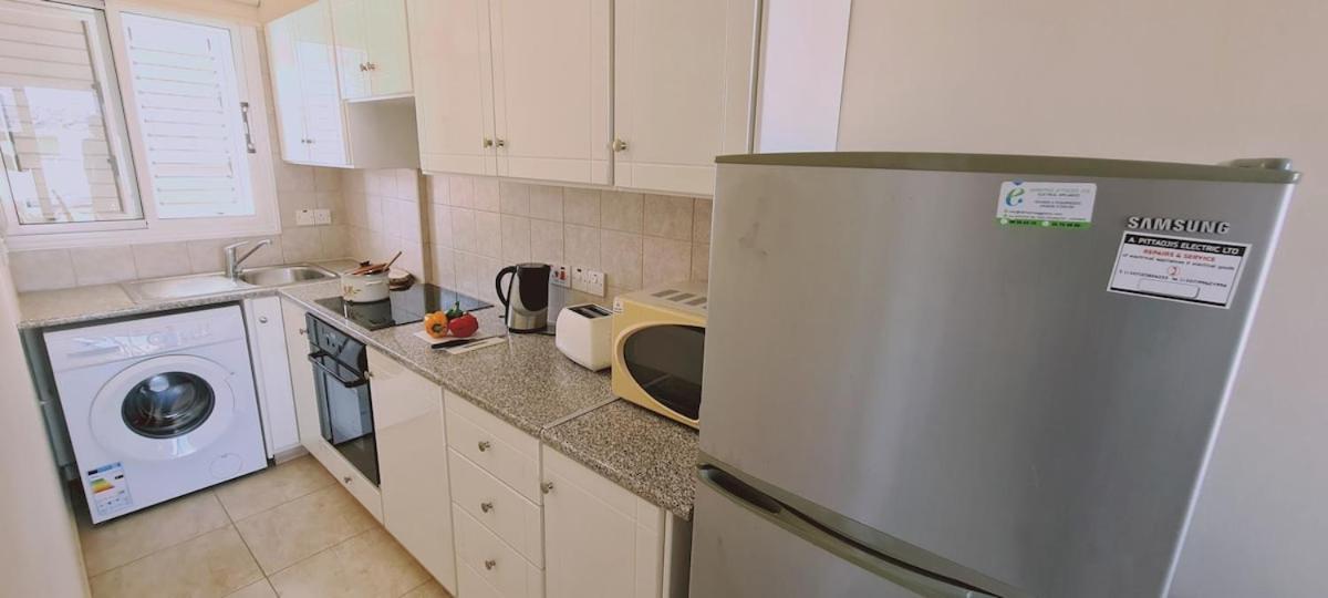 Stay Sunshine Apartment Paralímni Extérieur photo